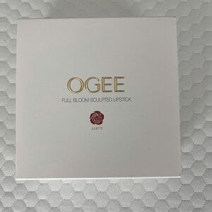 New in box Ogee Full Bloom Sculpted Lipstick